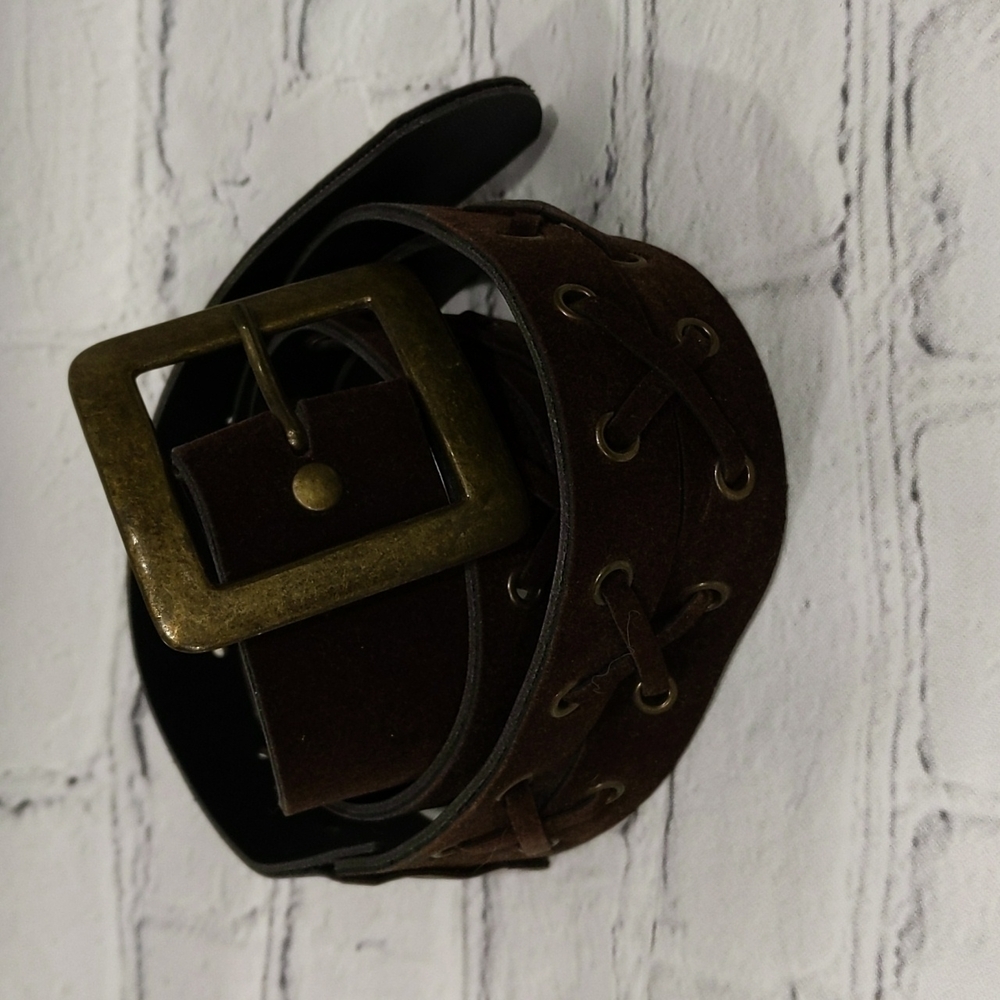 𝅺faux Suede Double Lace Up Brass Toned Hardware Belt